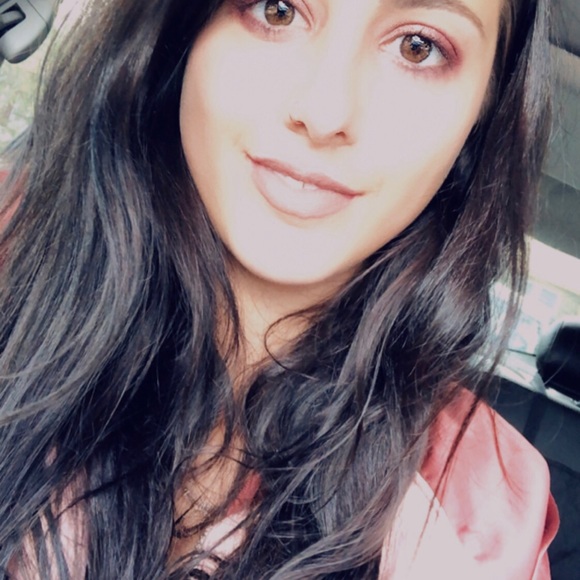 Meet your Posher, Courtney - Picture 8 of 8